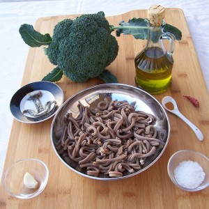 Supplea Bio - strozzapreti con broccoli e acciughe: ingredienti